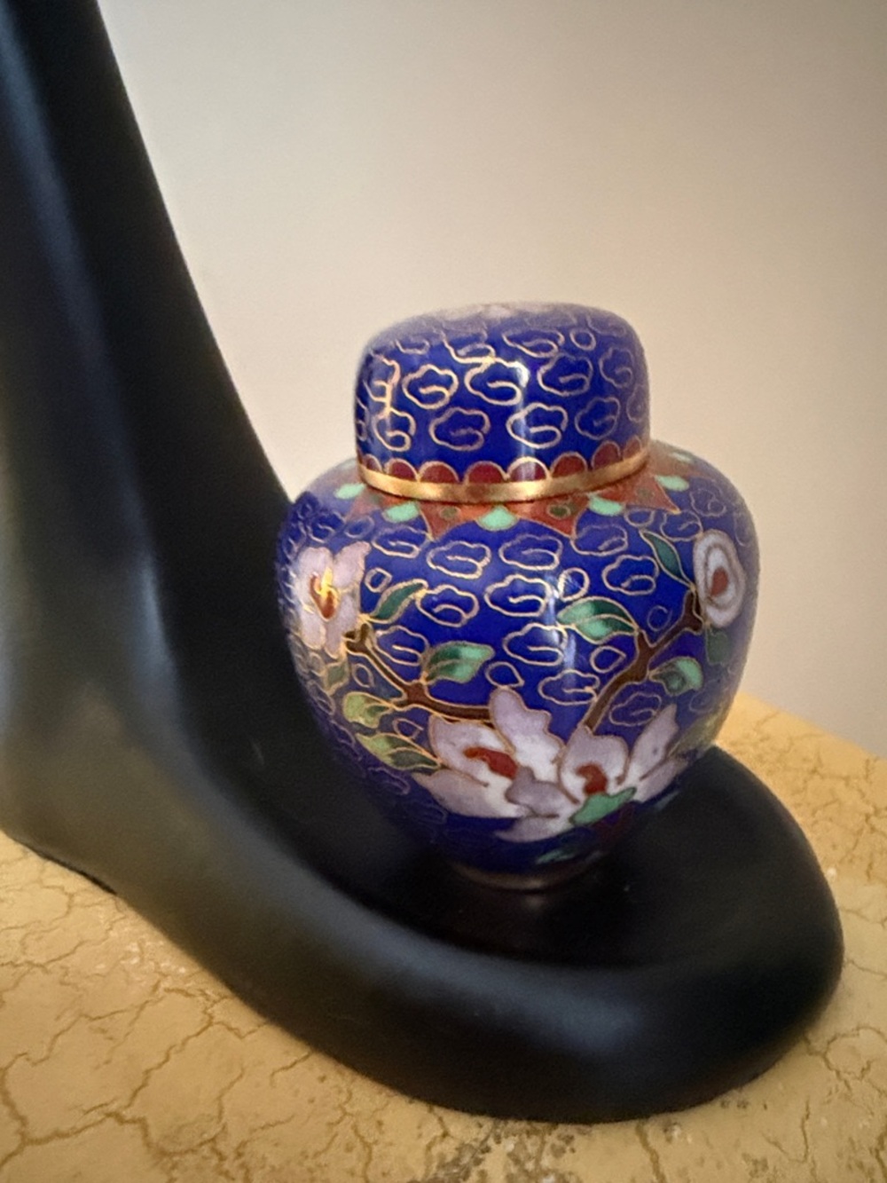 Collectible. Vintage. Blue Floral Cloisonné Ginger Jar Vase